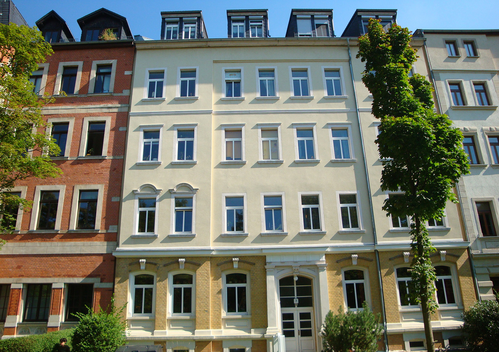 Gepflegtes Mehrfamilienhaus im Stadtgebiet