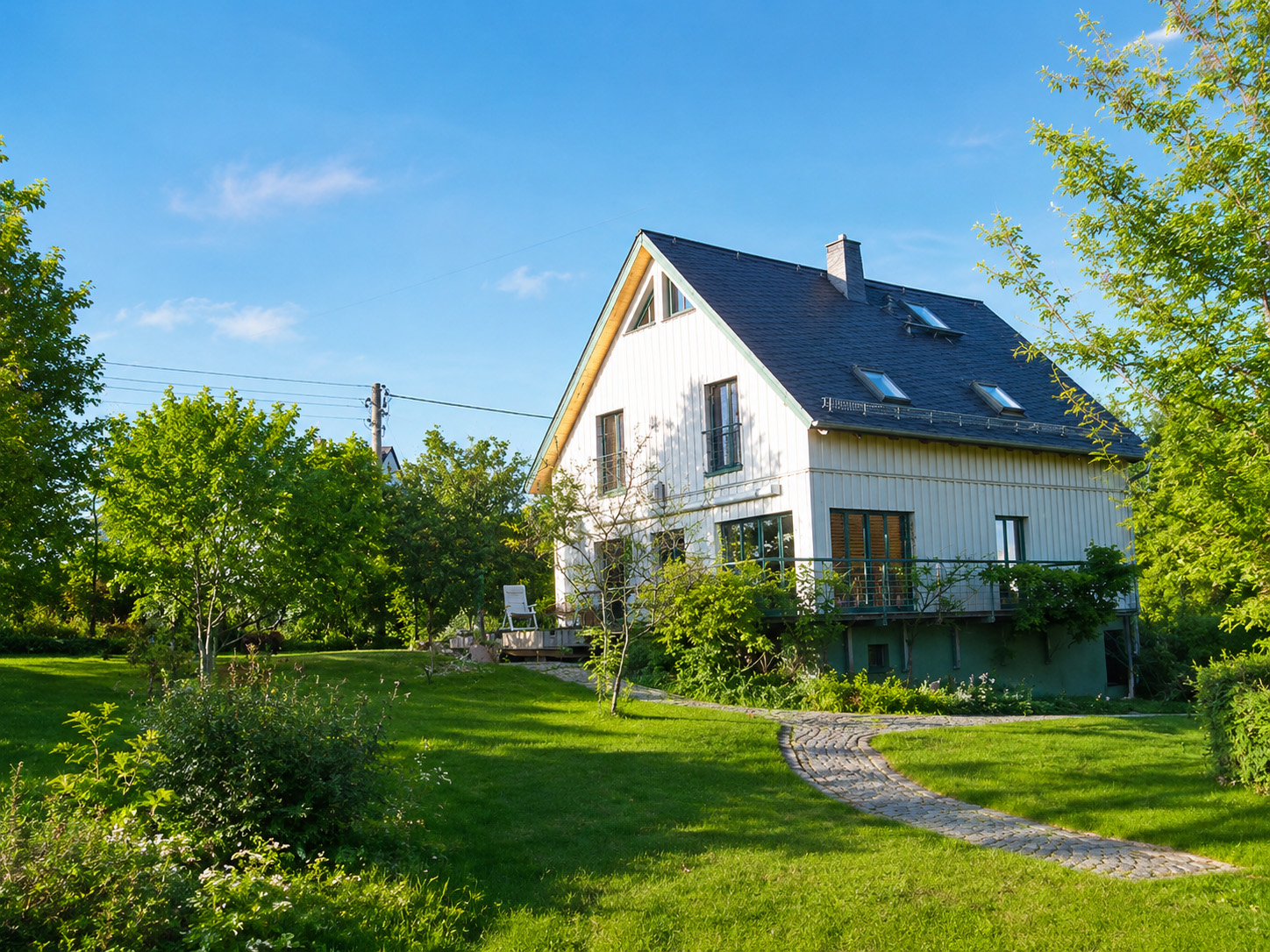 Modernes Einfamilienhaus mit Grossem Garten
